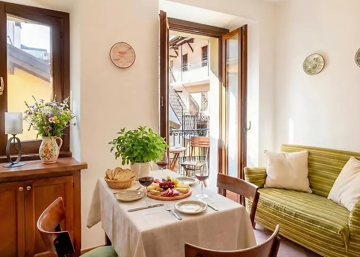 Casa Riale 4 דירה